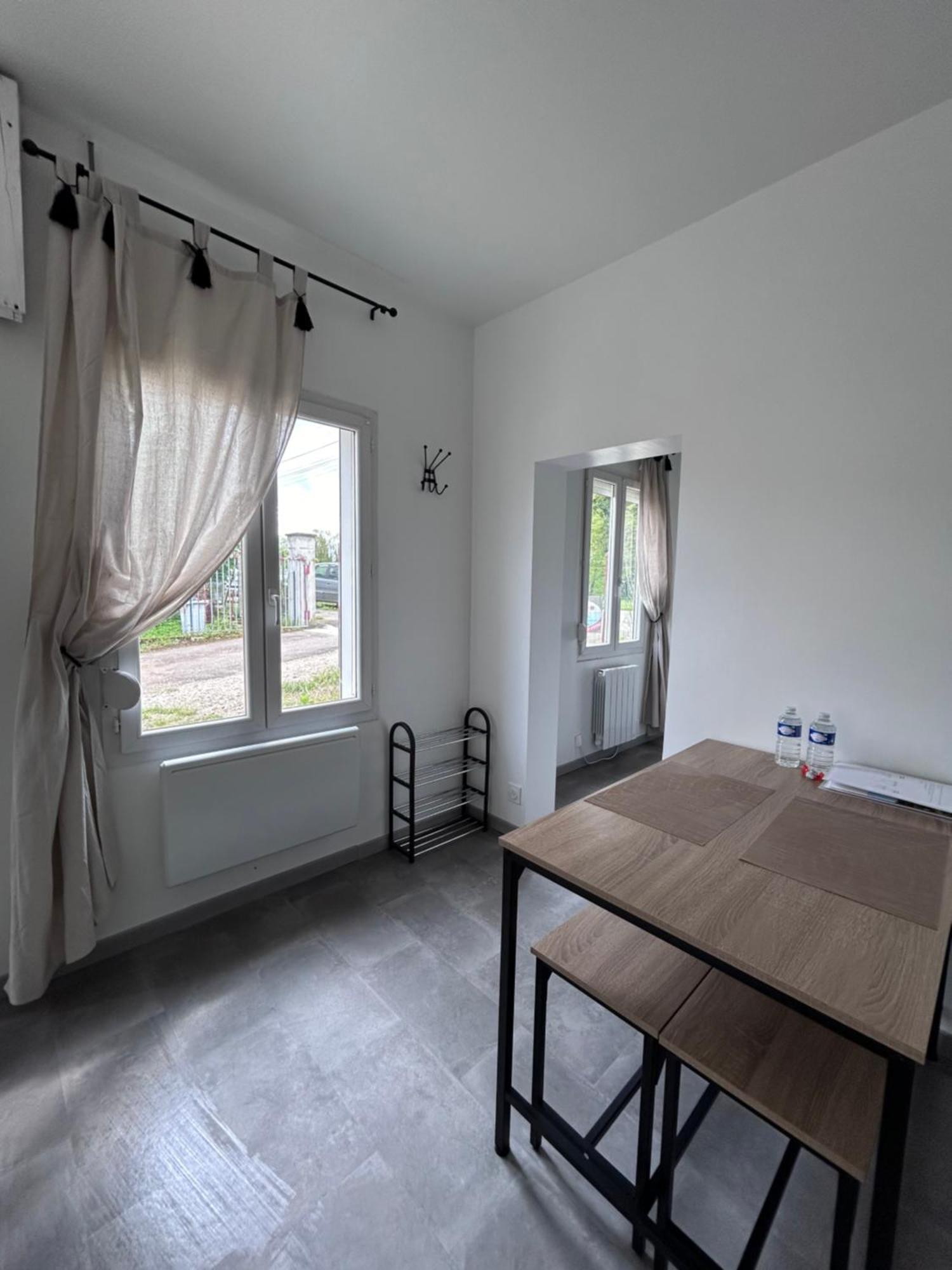 La Petite Maison Brienon-sur-Armancon Exterior photo